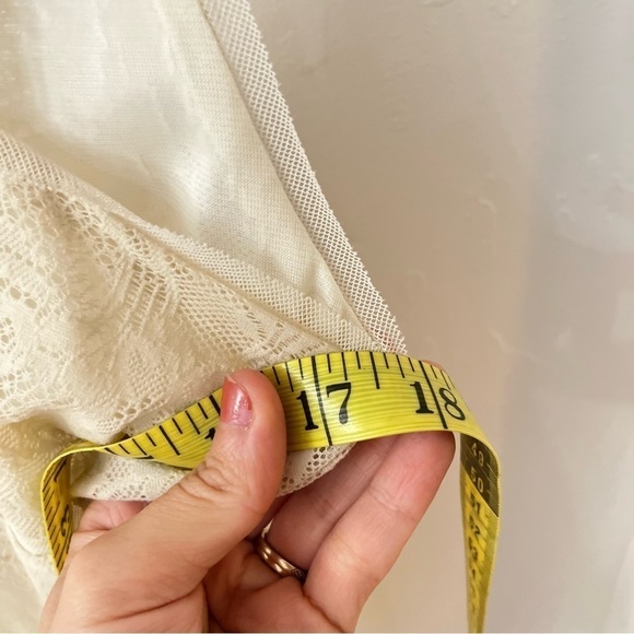 Vintage Larsen New York Lace Y2K Tank Sleeveless Cami Cream Neutral L - Picture 11 of 12